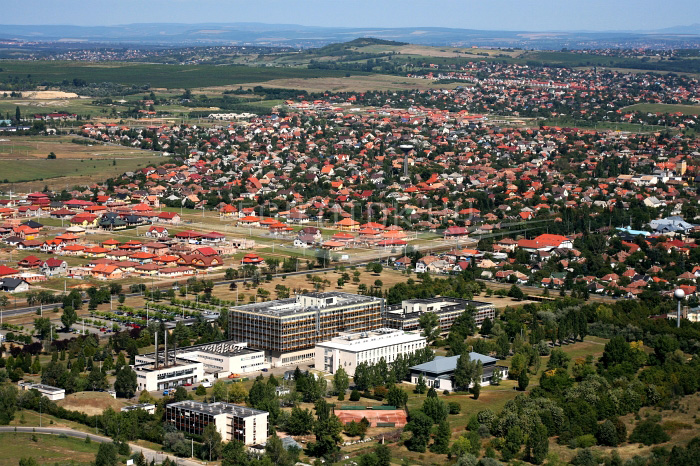 Kistarcsa Slide background